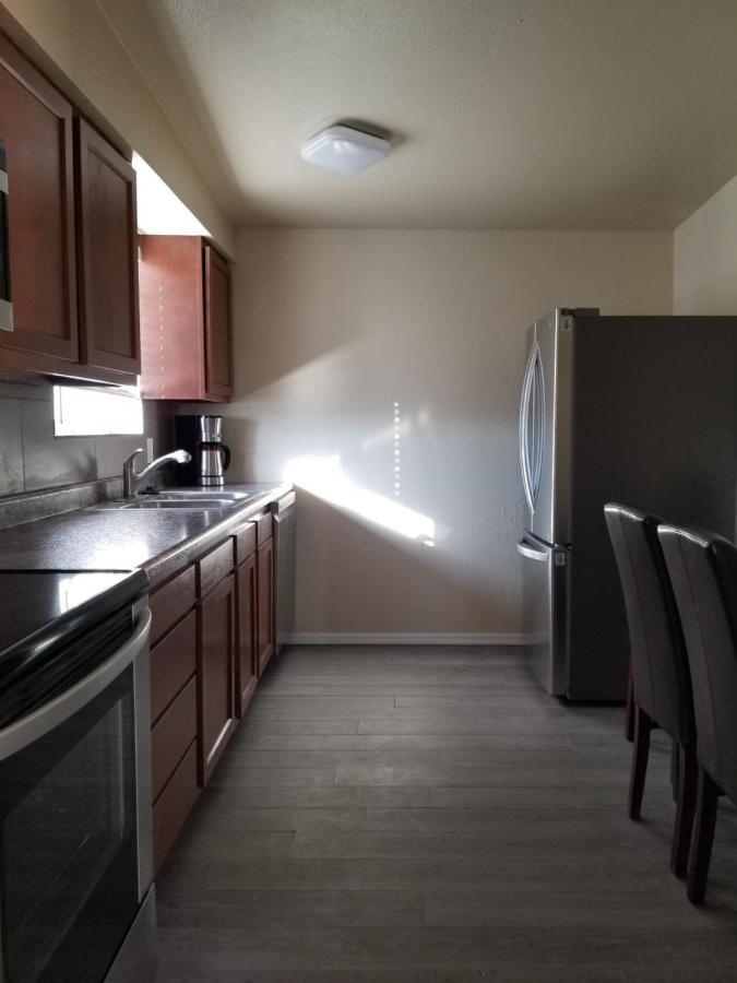 Апартаменты Southwest Tucson Gateway Экстерьер фото
